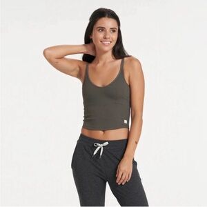 Vuori Rib Crop Tank Top Green Oregano Size Medium